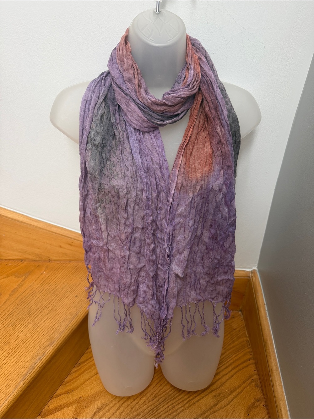 VTG Lightweight Lavender Multi-Tone Fringe Scarf Viscose - Picture 4 of 8